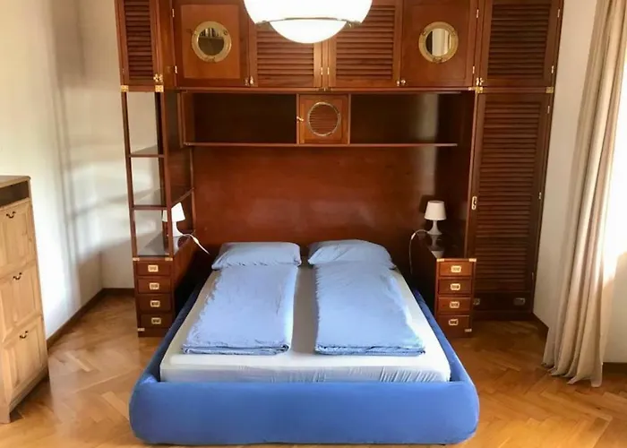 Cozy Central * Rome